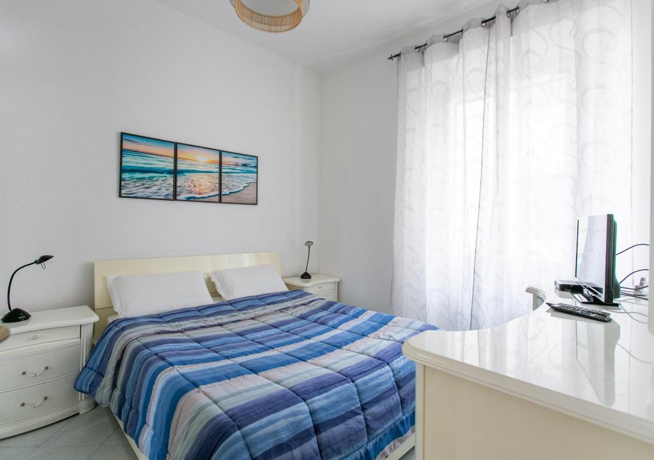 Ferienwohnung B-House Porto Santo Stefano  Exterior foto